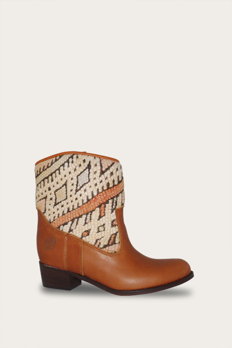 Inez Boots