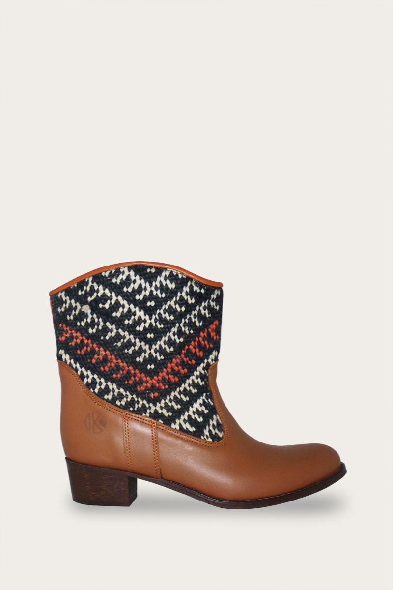 Inez Boots