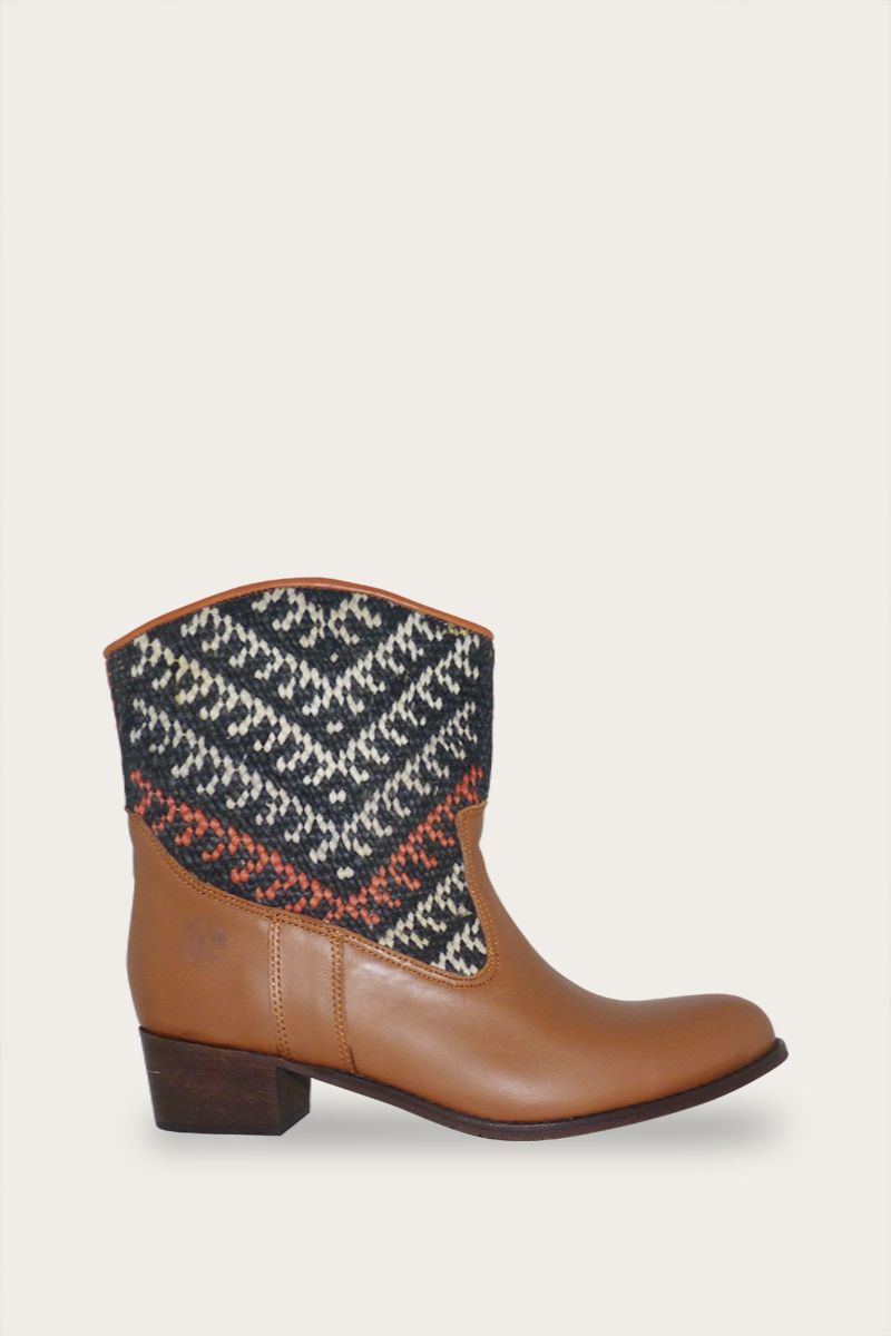 Inez Boots