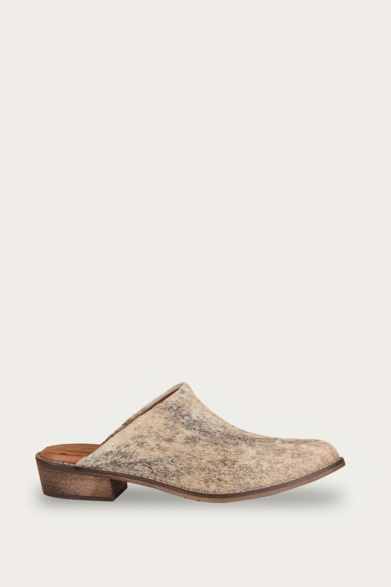 Mules with low heel cowhide