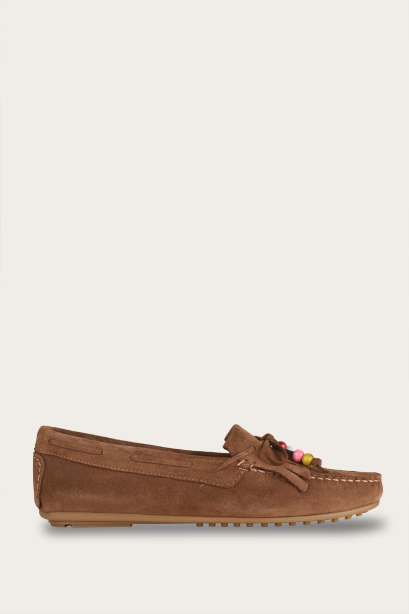 EMBROIDERED MOCCASIN BEADS