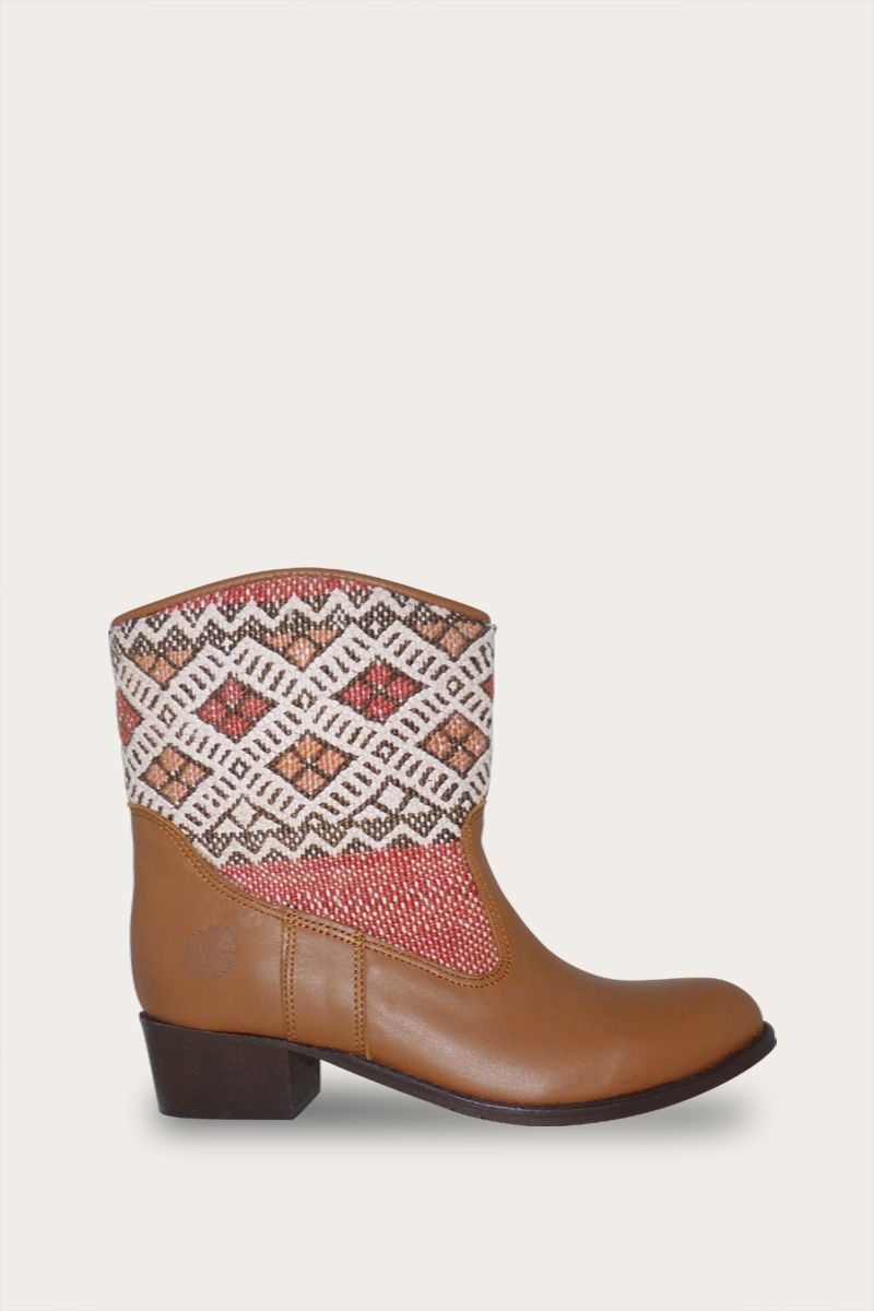 Inez Boots