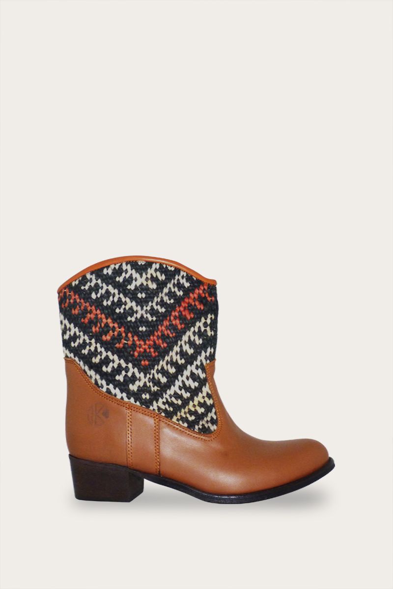 Inez Boots