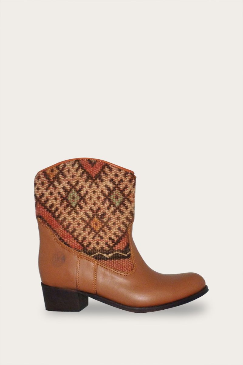 Inez Boots