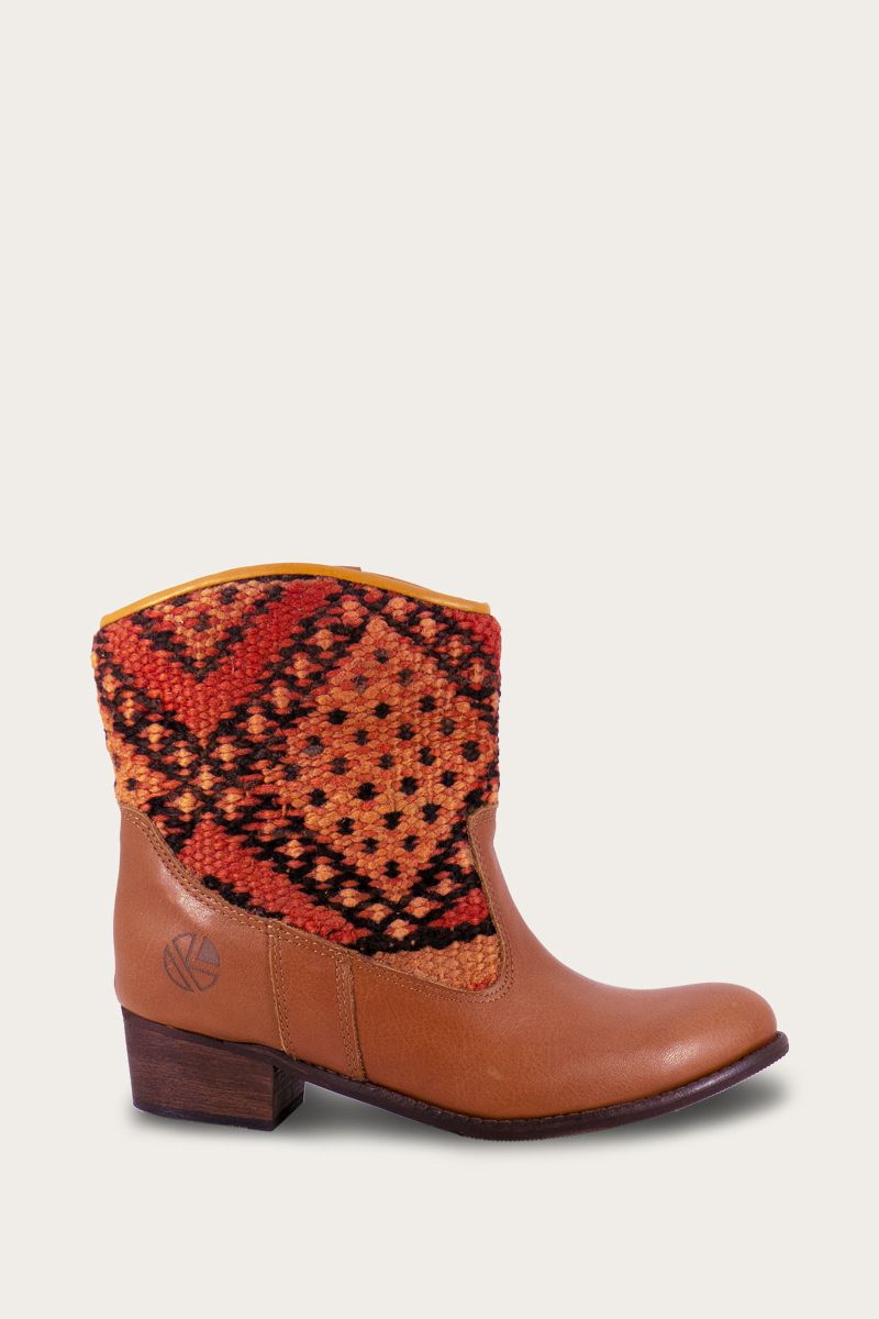 Inez Boots