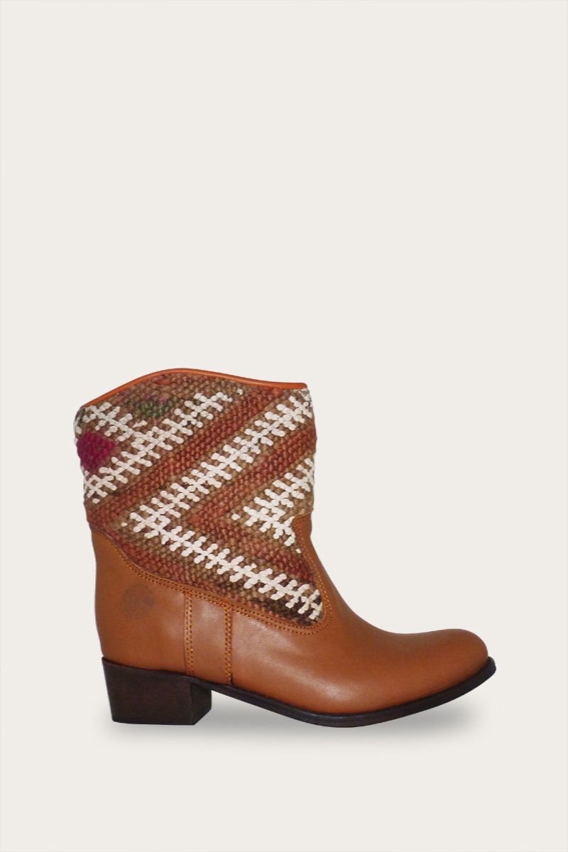 Inez Boots