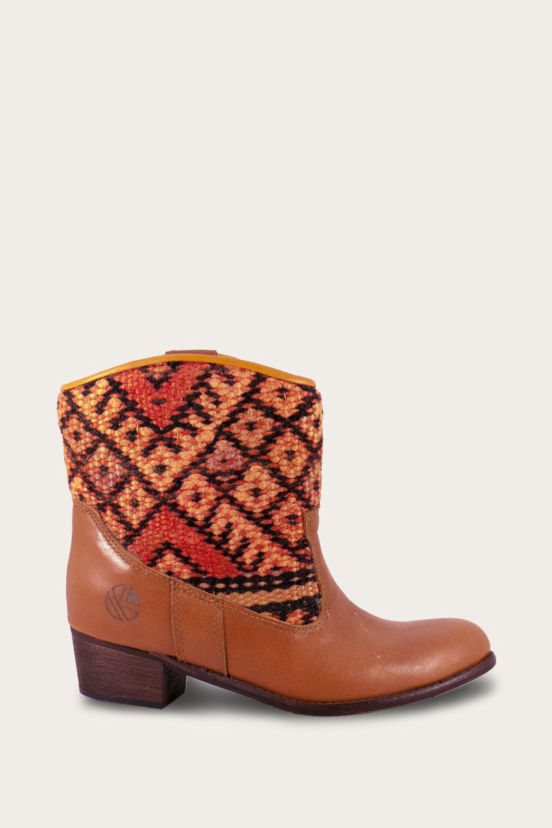 Inez Boots