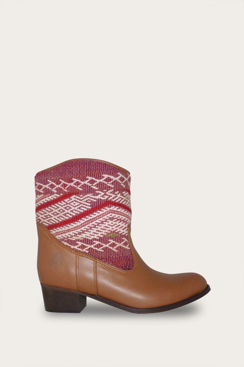 Inez Boots