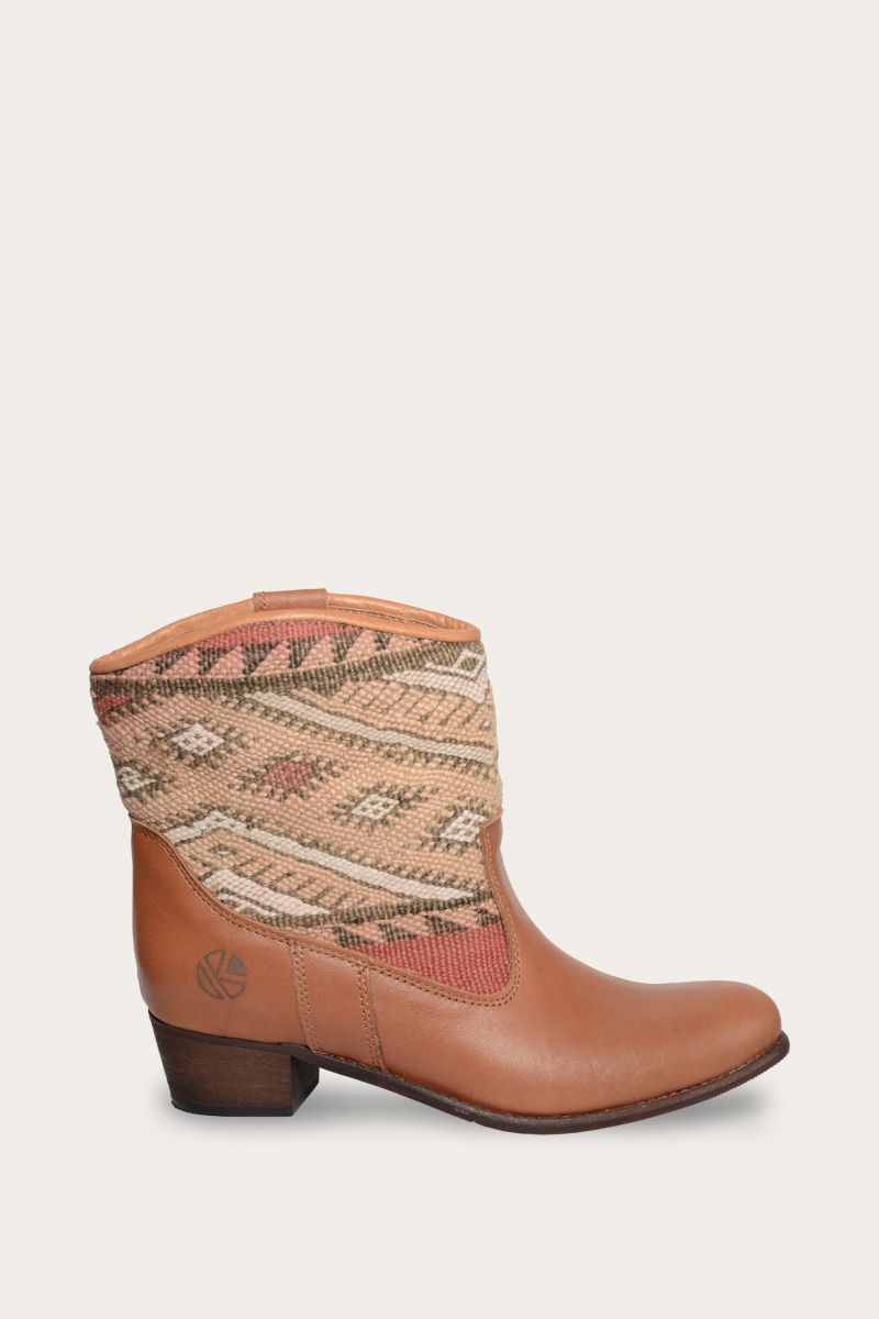 Inez Boots
