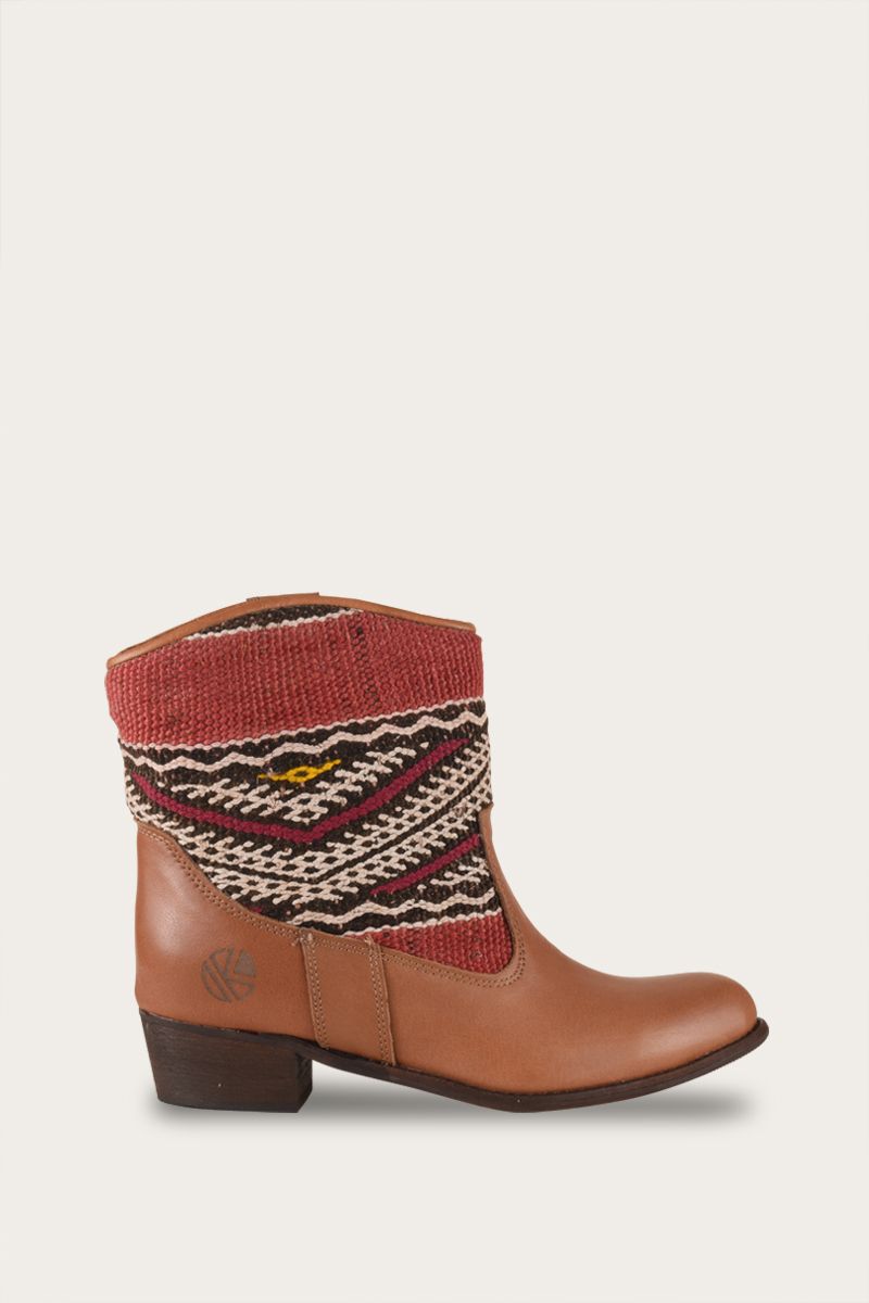 Inez Boots