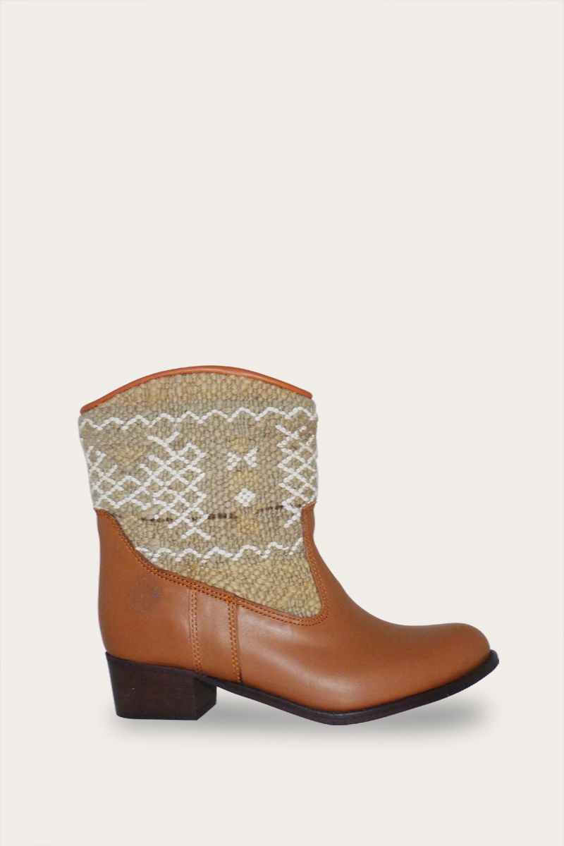 Inez Boots