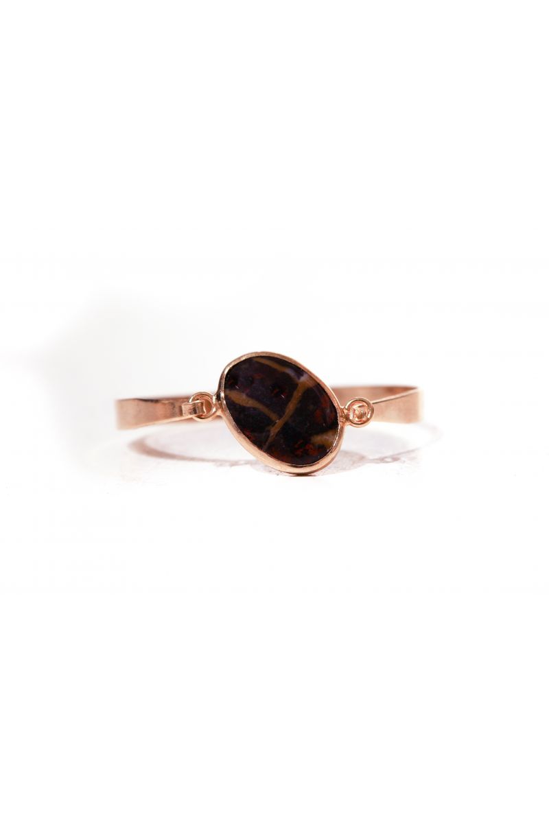 bracelet with stone