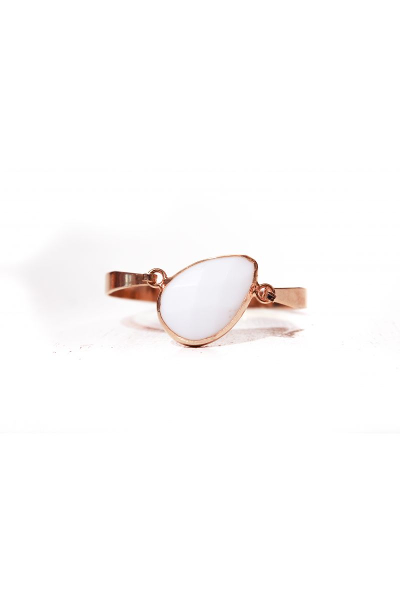 bracelet with stone