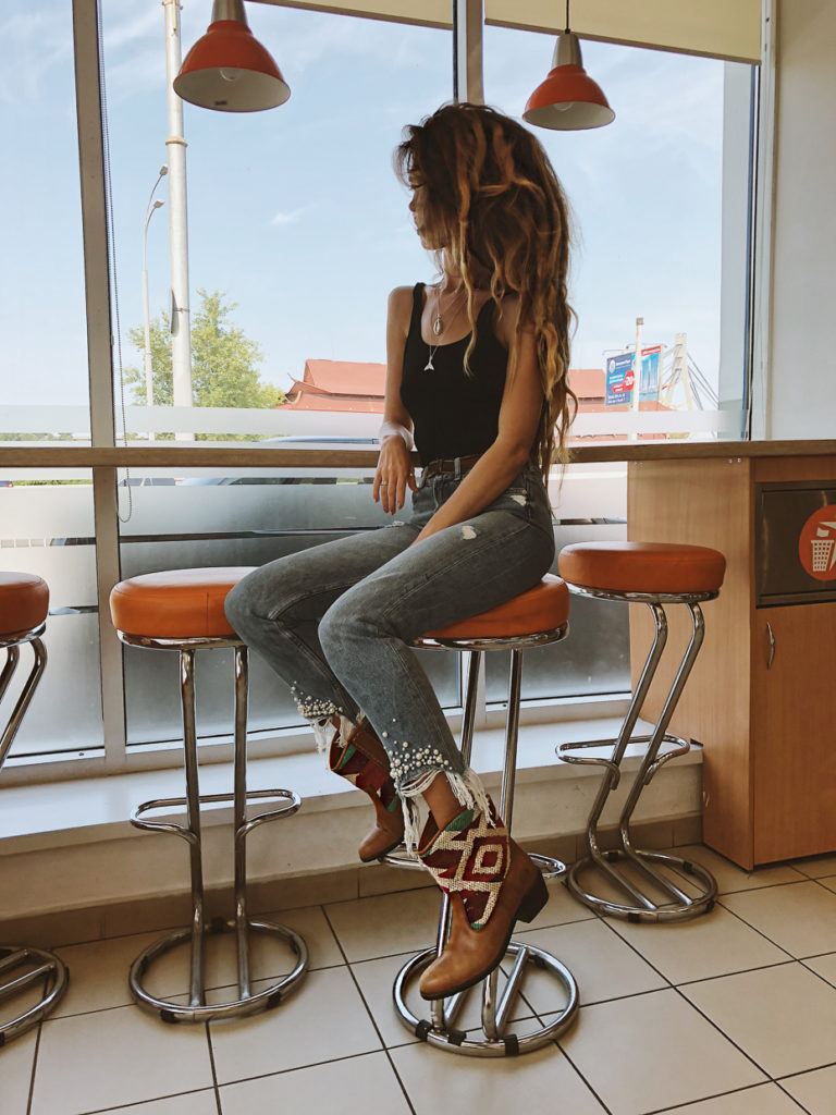 Perfect summer look with the Inez leather ankle Boots, for a day out in the town