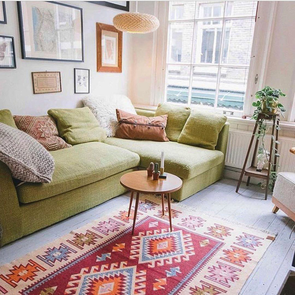 Add bright pops of color to your home with our kilim rugs