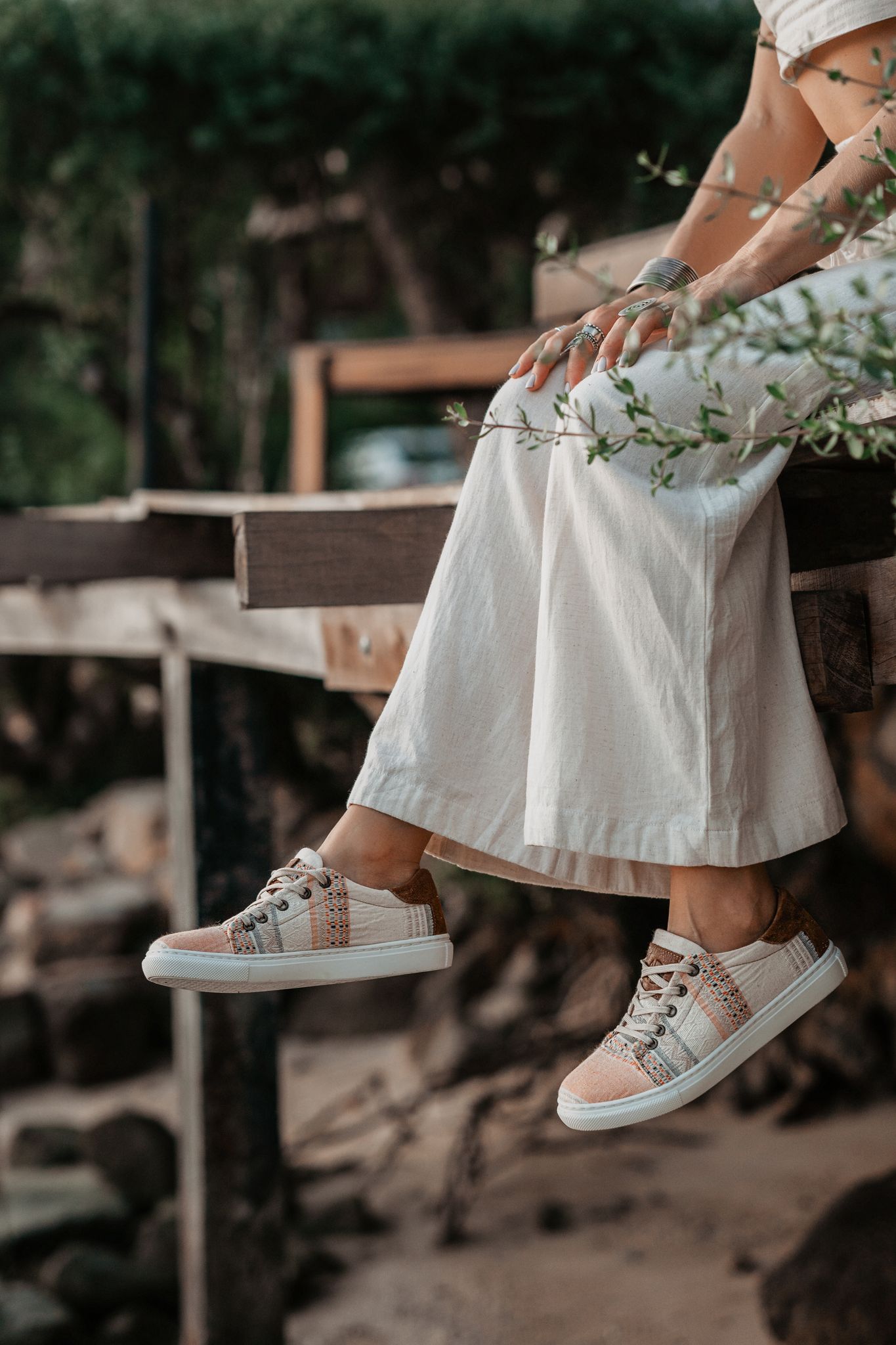 suède bohemian sneakers